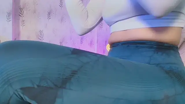 Giaa Ross online show from November 7, 2025, 12:49 pm