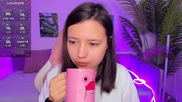 Snapshot of Lina_Brownie chatting on October 4, 2025, 2:42 am Lina Brownie online show from October 4, 2025, 2:42 am