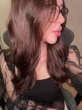 fuckdoll 18 online show from March 3, 2026, 2:12 pm