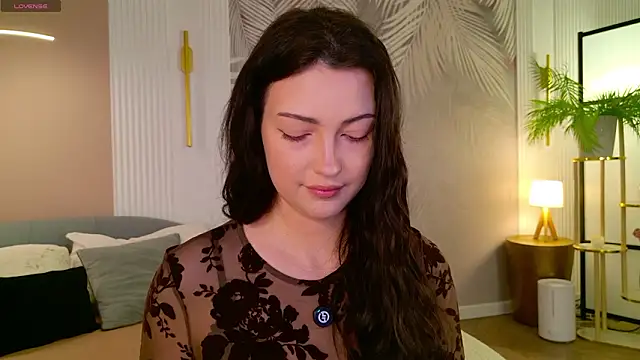 Miley Smile online show from March 6, 2026, 7:05 am