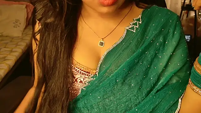 Spice-Summi online show from July 14, 2026, 6:35 pm