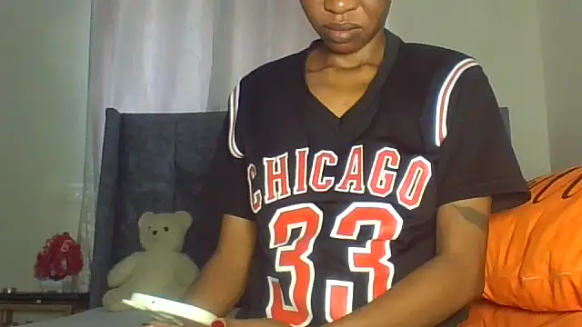 t-NaughtyLicia online show from February 16, 2026, 5:47 am