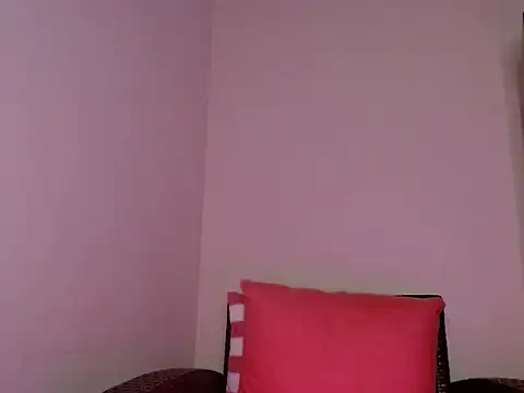 Snapshot of Sophie_Raegan chatting on January 6, 2025, 4:55 pm Sophie Raegan online show from January 6, 2025, 4:55 pm