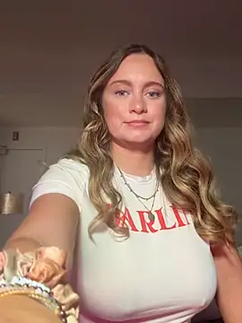 Sophie Raegan online show from February 27, 2026, 3:45 pm