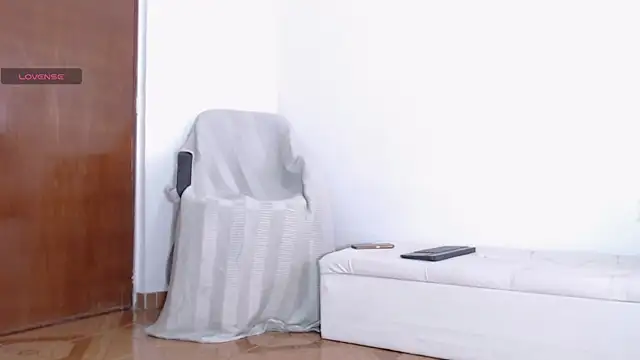 ana bella1 online show from February 7, 2025, 8:20 pm