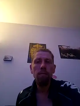 Snapshot of SID_MC_DRE chatting on October 1, 2025, 6:58 pm SID MC DRE online show from October 1, 2025, 6:58 pm