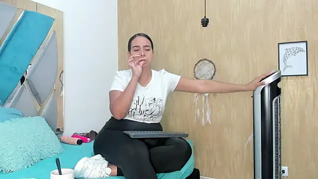Luya Jhon online show from February 1, 2025, 11:32 am