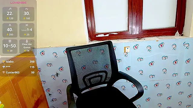   Saphia   online show from October 15, 2025, 3:28 am