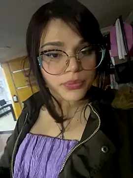 Snapshot of dayis_butera chatting on November 6, 2025, 11:22 am dayis butera online show from November 6, 2025, 11:22 am