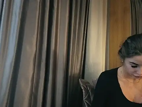 Snapshot of your_bunnygirl chatting on October 23, 2025, 7:18 am your bunnygirl online show from October 23, 2025, 7:18 am