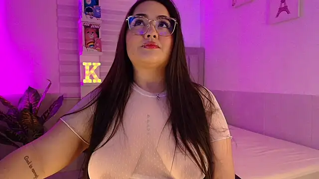 KimGeorgia  online show from November 26, 2025, 11:50 pm