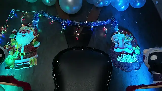 CharlotteScotte online show from December 11, 2024, 3:37 pm