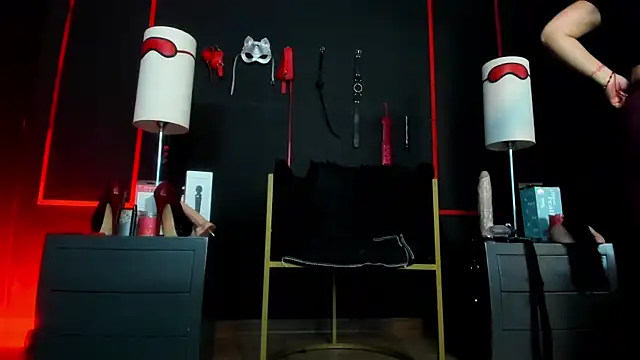 CharlotteScotte online show from January 6, 2026, 11:47 am