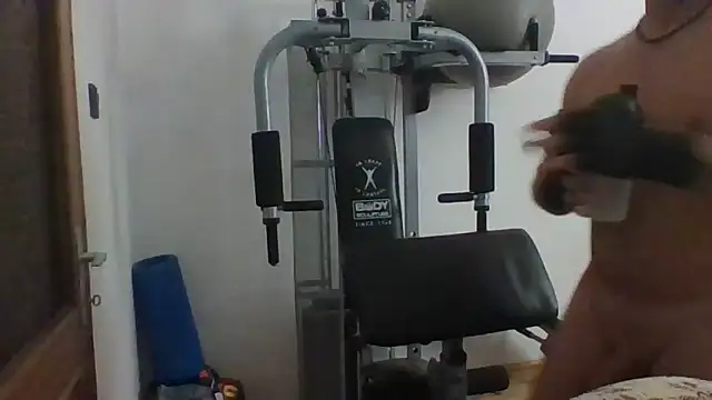 Snapshot of Boomerhun chatting on October 7, 2025, 3:04 am Boomerhun online show from October 7, 2025, 3:04 am