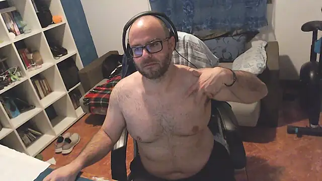 Snapshot of ravingr4d4 chatting on March 5, 2025, 12:49 am ravingr4d4 online show from March 5, 2025, 12:49 am