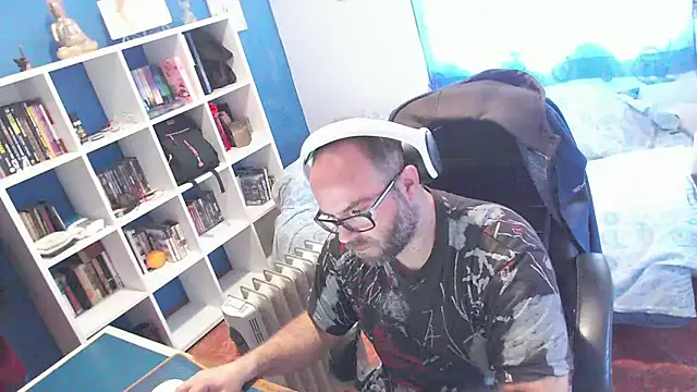 ravingr4d4 online show from February 23, 2026, 11:51 am