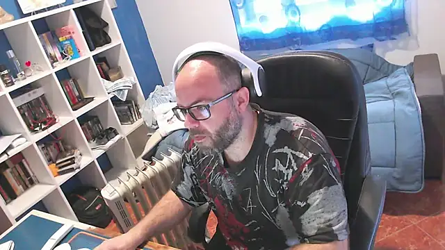 ravingr4d4 online show from March 20, 2026, 9:25 am