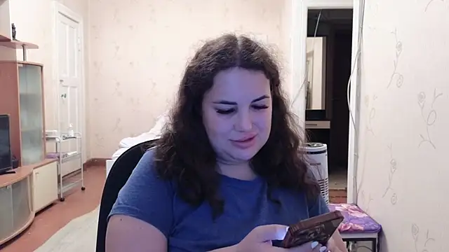 VladaCandy online show from June 6, 2026, 4:44 pm