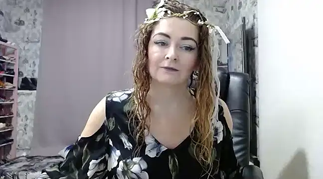 Snapshot of Helen1974 chatting on January 22, 2025, 12:27 pm Helen1974 online show from January 22, 2025, 12:27 pm