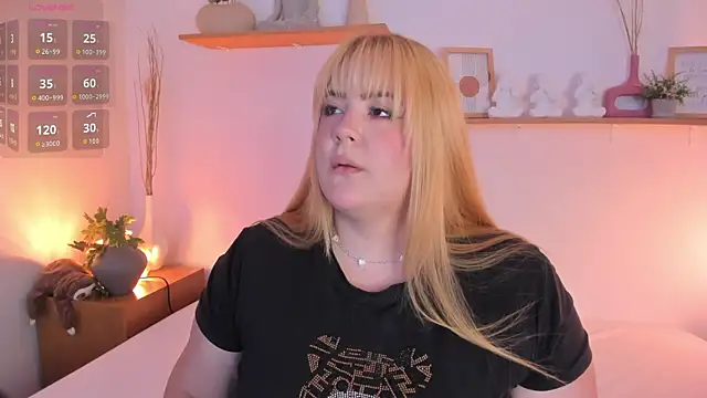 Snapshot of sophiarossee_ chatting on June 2, 2026, 4:31 pm sophiarossee online show from June 2, 2026, 4:31 pm
