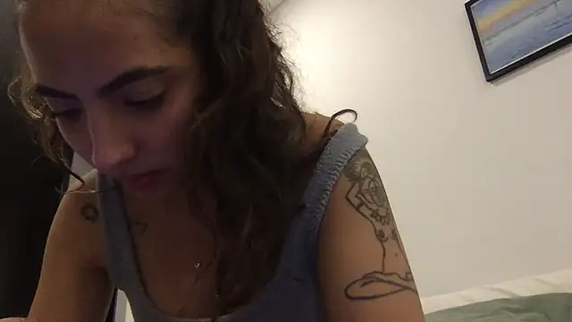 Sophi  a online show from March 27, 2026, 12:38 am