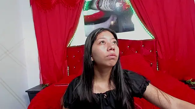 Snapshot of sexylaurita chatting on January 13, 2025, 12:02 pm sexylaurita online show from January 13, 2025, 12:02 pm