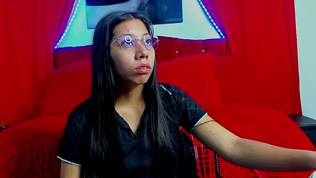 Snapshot of sexylaurita chatting on January 23, 2025, 12:09 pm sexylaurita online show from January 23, 2025, 12:09 pm