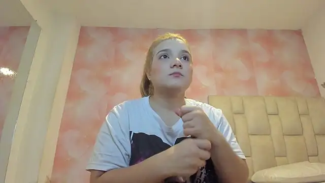 emily lean  online show from June 24, 2026, 3:27 am