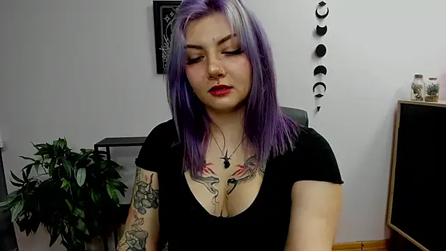 GabbiePerfect online show from December 9, 2024, 3:11 pm