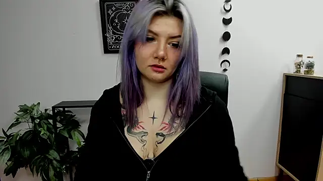 GabbiePerfect online show from February 4, 2025, 6:27 pm