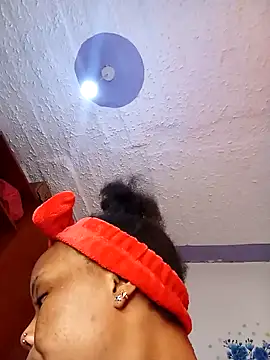 Snapshot of SexyTamarah chatting on January 17, 2025, 6:47 am SexyTamarah online show from January 17, 2025, 6:47 am