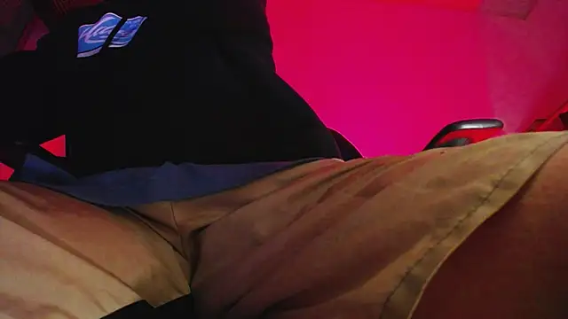 zacwatson  online show from January 14, 2026, 1:44 am