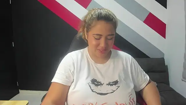 I am yours- online show from March 22, 2025, 11:42 am