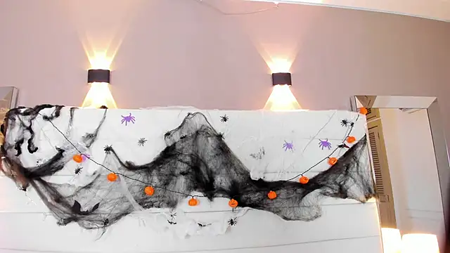 Lilly 2809  online show from October 31, 2025, 4:24 am