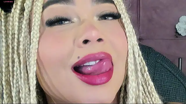 conny  curly online show from February 24, 2026, 2:26 pm