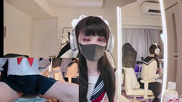 Snapshot of maku_00 chatting on March 1, 2025, 5:27 pm maku 00 online show from March 1, 2025, 5:27 pm