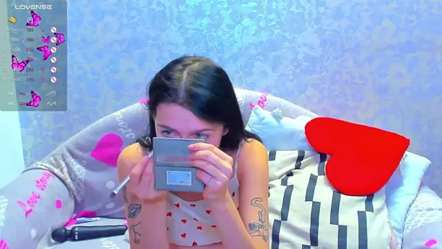 Vanessa Florence online show from September 28, 2025, 1:22 am