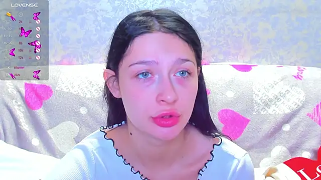 Vanessa Florence online show from November 9, 2025, 1:37 am