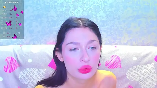 Vanessa Florence online show from November 29, 2025, 2:14 am