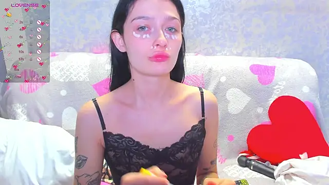 Vanessa Florence online show from January 11, 2026, 1:32 am