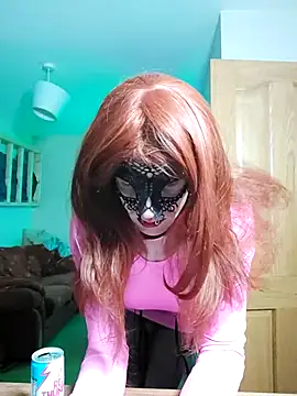 irishtommy1986 online show from December 15, 2025, 9:41 pm