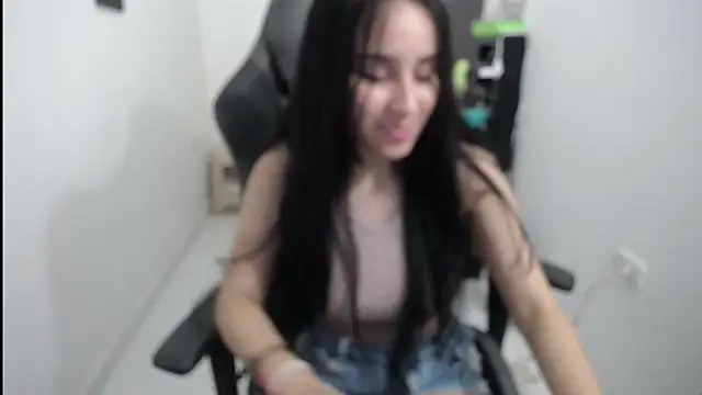 susana2523 online show from January 29, 2025, 7:15 am