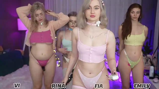 Snapshot of your_favoritegirls chatting on October 11, 2025, 3:06 am your favoritegirls online show from October 11, 2025, 3:06 am