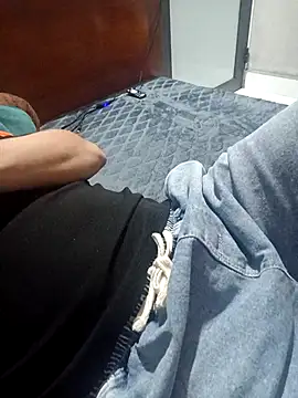 Vvvvvieett online show from February 5, 2026, 12:54 pm