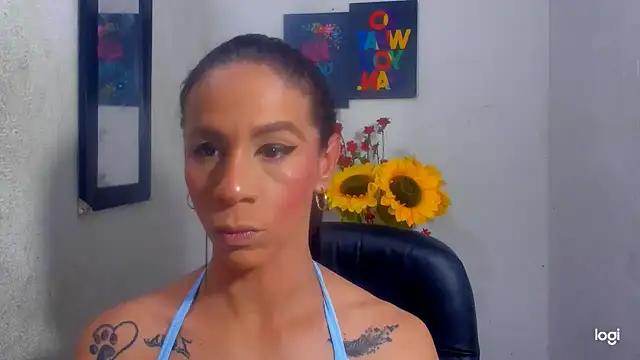 Snapshot of juanblakbigcock chatting on October 23, 2025, 5:44 pm juanblakbigcock online show from October 23, 2025, 5:44 pm