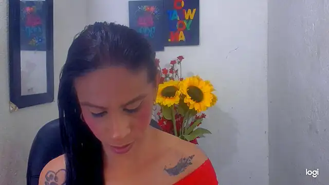 Snapshot of juanblakbigcock chatting on October 25, 2025, 4:46 pm juanblakbigcock online show from October 25, 2025, 4:46 pm