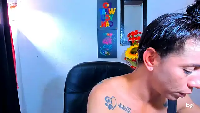 juanblakbigcock online show from February 18, 2026, 8:05 pm