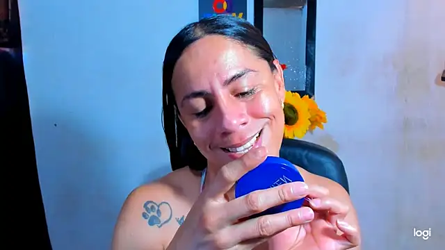 juanblakbigcock online show from May 9, 2026, 3:50 pm