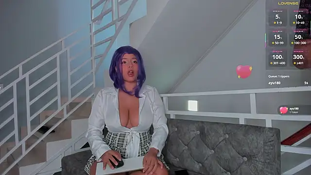 PittAndLunaa online show from December 21, 2025, 12:45 pm