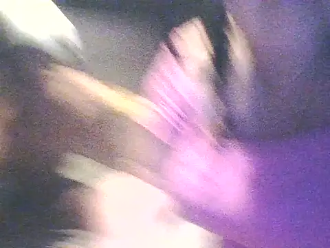 Snapshot of gootlukas63567 chatting on February 7, 2026, 8:18 am gootlukas63567 online show from February 7, 2026, 8:18 am